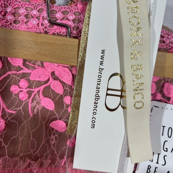 BRONX AND BANCO MEGAN PINK TWO PIECE SET NWT 3D FLORAL LACE TOP AND SKIRT - Picture 6 of 12